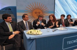 La Presidenta partió rumbo a la Cumbre del Mercosur 